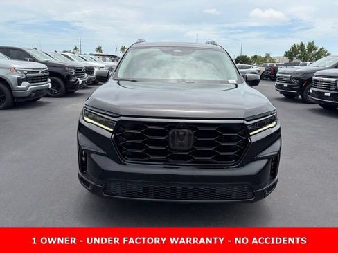 Used 2023 Honda Pilot Elite image 2