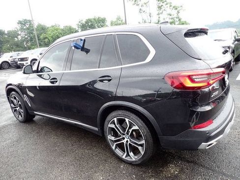 Used 2021 BMW X5 xDrive40i w/ Premium Package 2 AWD/4WD image 4