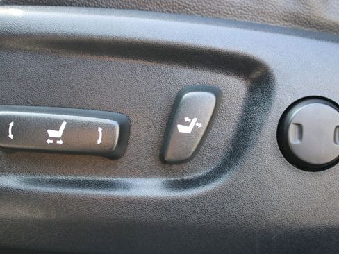 Used 2015 Toyota 4Runner Limited RWD image 9