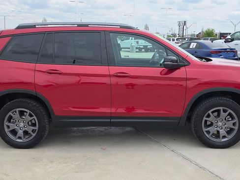 Certified 2024 Honda Passport TrailSport image 6