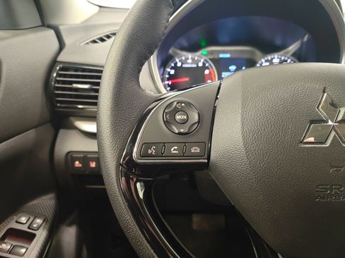 Used 2025 Mitsubishi Eclipse Cross SE image 15