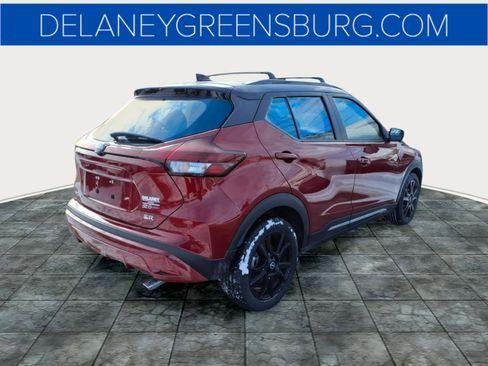 Used 2023 Nissan Kicks SR w/ Interior Electronics Package image 3