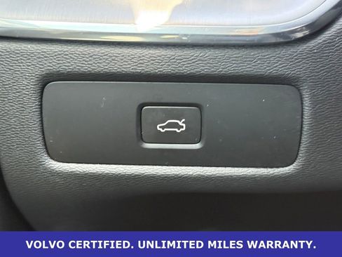Certified 2025 Volvo XC60 B5 Core AWD/4WD image 20