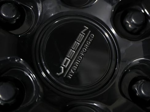 Used 2026 Cadillac Escalade ESV Platinum Luxury w/ LPO, Floor Liner Package image 48