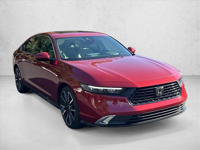 Used 2024 Honda Accord Touring image 3