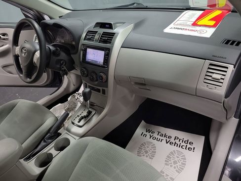 Used 2012 Toyota Corolla LE image 22