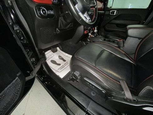 Used 2021 Jeep Wrangler Unlimited Rubicon AWD/4WD image 12