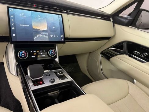 Used 2023 Land Rover Range Rover SE AWD/4WD image 22