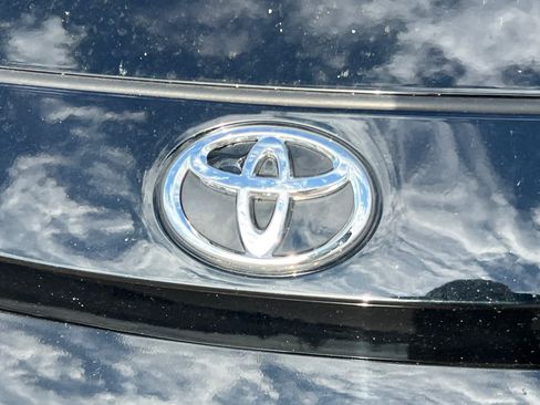 Used 2023 Toyota Corolla SE FWD image 13