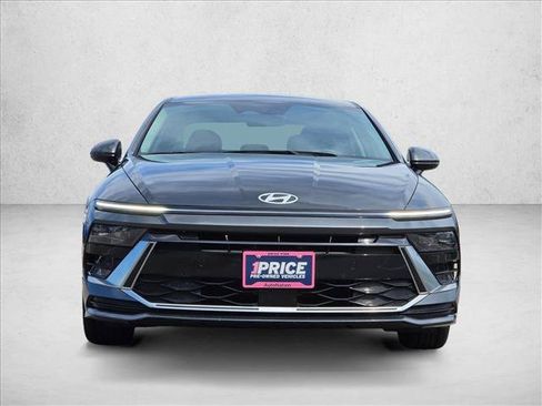 Used 2024 Hyundai Sonata SEL FWD image 2