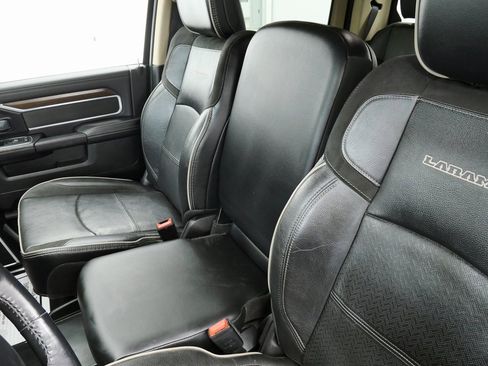 Used 2022 RAM 2500 Laramie image 38