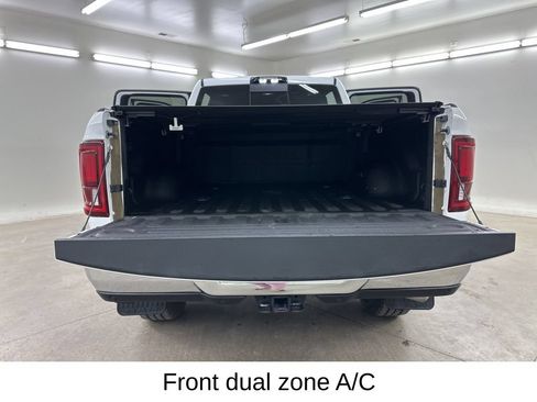 Used 2025 RAM 2500 Limited AWD/4WD image 28
