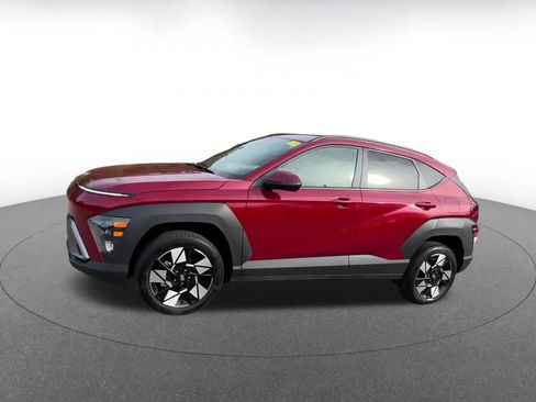 Used 2025 Hyundai Kona SEL image 8