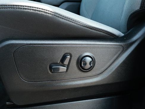 Used 2024 RAM 1500 Big Horn RWD image 23