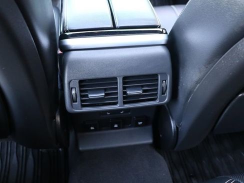 Used 2021 Land Rover Range Rover Velar S image 16