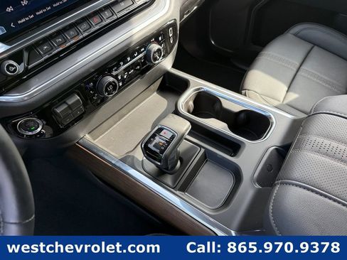 New 2026 Chevrolet Silverado 1500 High Country w/ High Country Premium Package AWD/4WD image 23