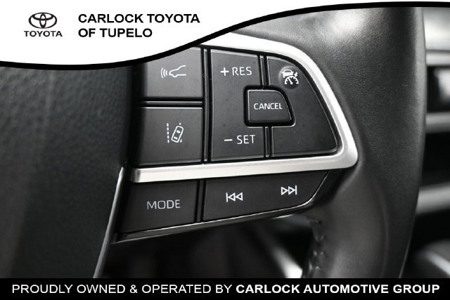 Used 2024 Toyota Highlander XSE FWD image 28