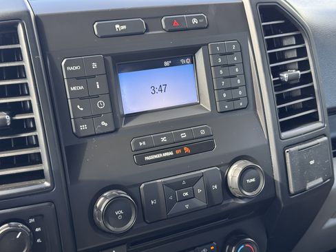 Used 2018 Ford F150 XL w/ Equipment Group 101A Mid AWD/4WD image 26