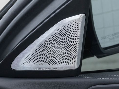 Used 2026 BMW X6 M Competition w/ Executive Package image 33