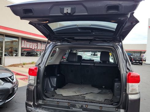 Used 2011 Toyota 4Runner SR5 image 23