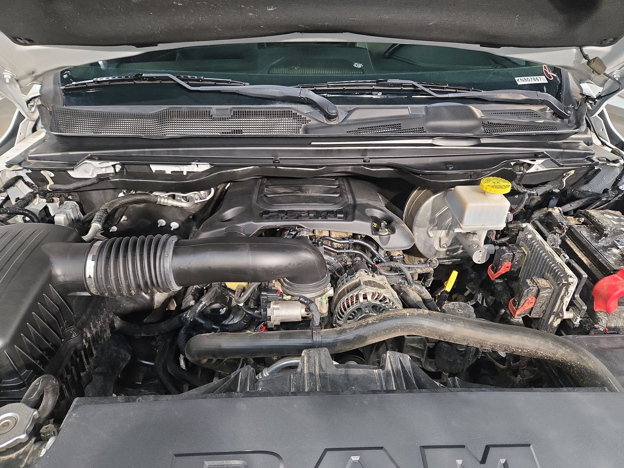 Used 2019 RAM 1500 Laramie AWD/4WD image 19