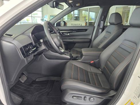 Used 2026 Honda CR-V Sport Touring image 18