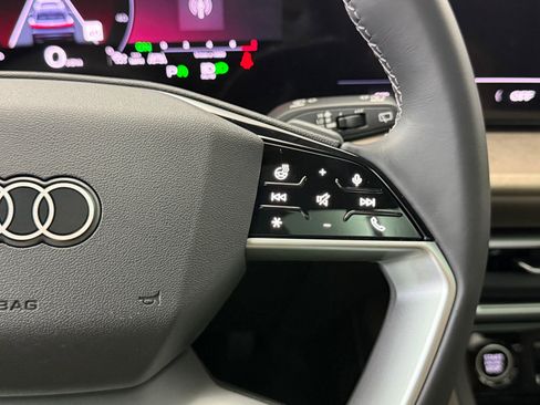 New 2025 Audi Q5 Premium Plus image 28