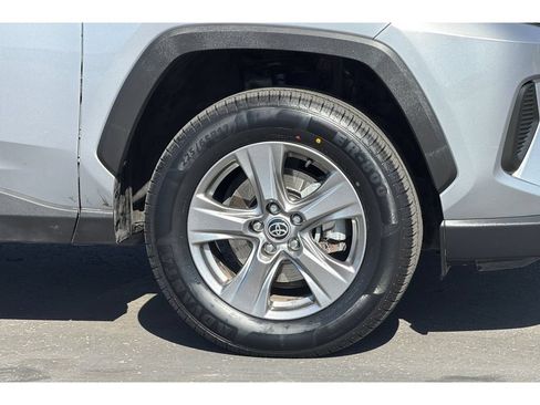 Certified 2023 Toyota RAV4 LE AWD/4WD image 30