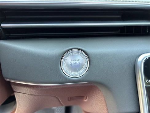 New 2025 Genesis GV80 3.5T Prestige AWD/4WD image 31