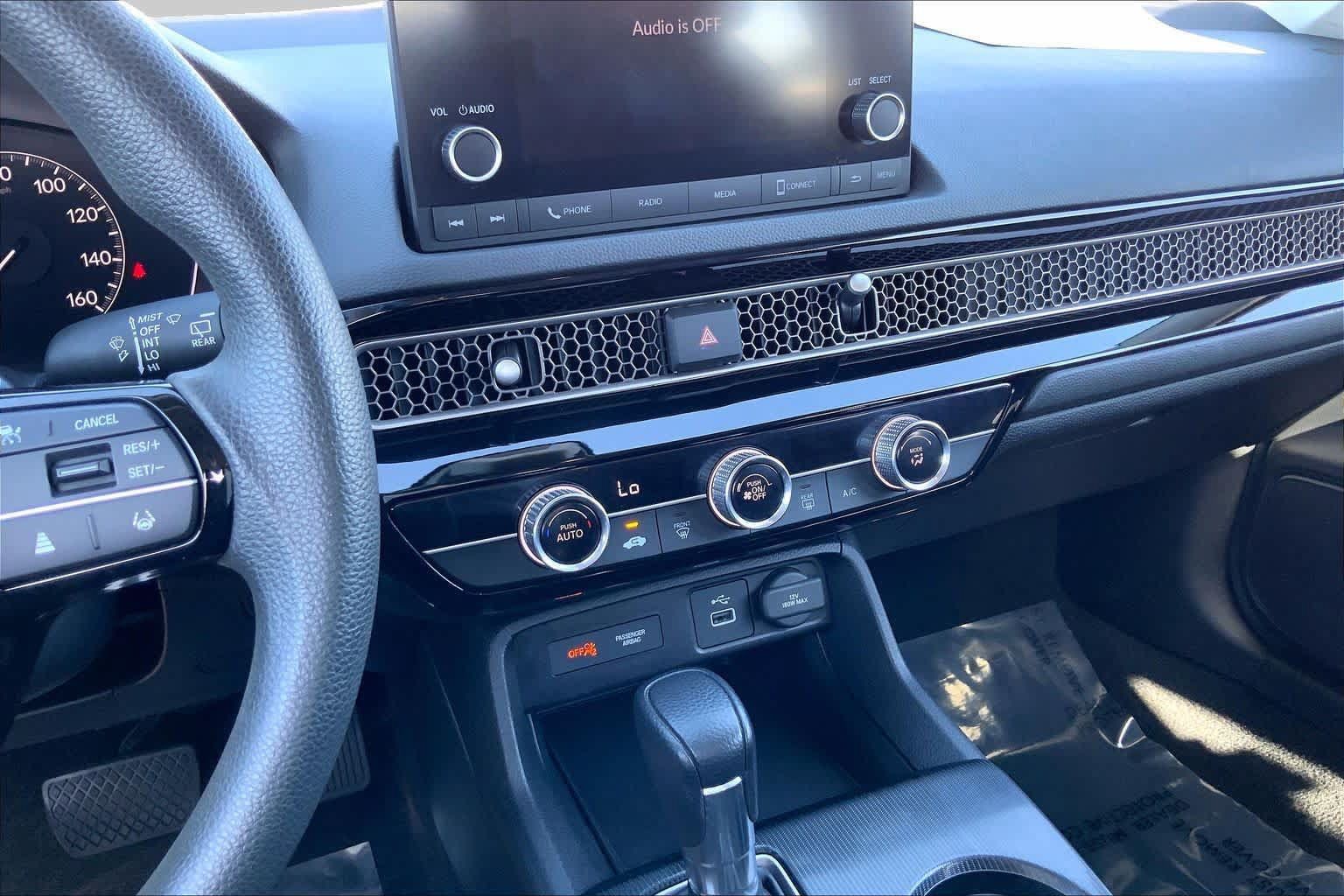 Used 2022 Honda Civic LX image 6
