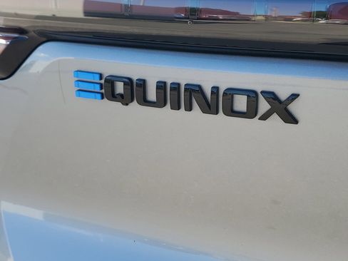 Used 2025 Chevrolet Equinox EV RS image 28