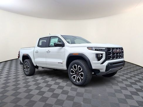 New 2025 GMC Canyon AT4 w/ Nightfall Edition image 26