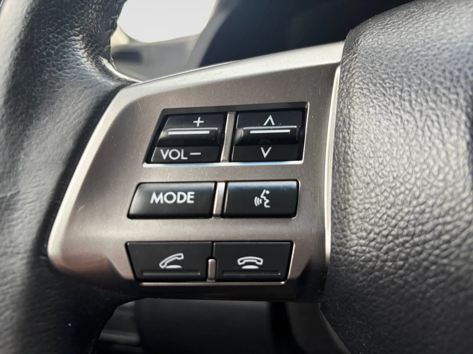 Used 2014 Subaru Legacy 2.5i Premium AWD/4WD image 29