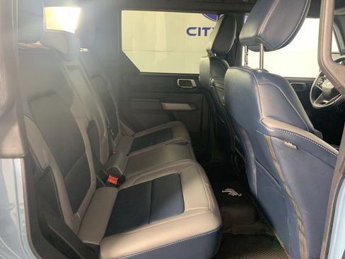 Used 2022 Ford Bronco Outer Banks image 39