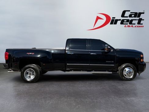 Used 2019 Chevrolet Silverado 3500 LTZ w/ Duramax Plus Package image 14