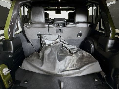 Used 2021 Jeep Wrangler Unlimited Rubicon image 26