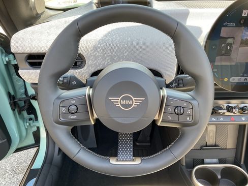 Used 2026 MINI Cooper S FWD image 9