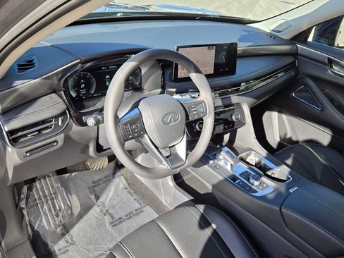 Certified 2025 INFINITI QX60 Luxe image 5