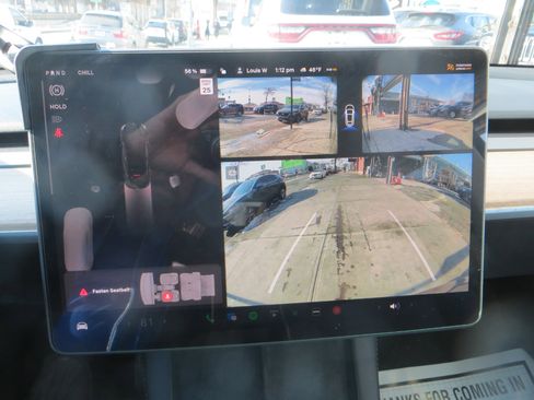 Used 2023 Tesla Model Y Long Range image 10