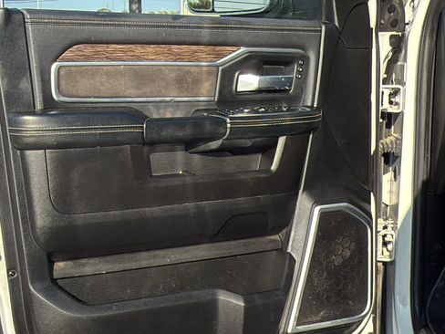 Certified 2019 RAM 3500 Laramie image 11