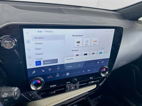 Used 2022 Lexus NX 350h AWD image 19