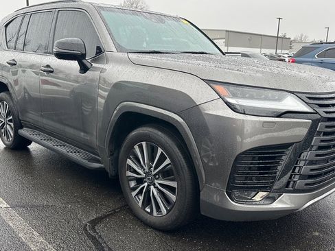 Used 2023 Lexus LX 600 4WD w/ Appearance Package image 1