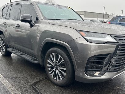 Used 2023 Lexus LX 600 4WD w/ Appearance Package