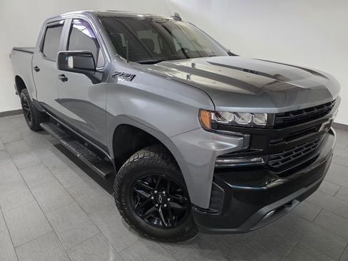 Used 2021 Chevrolet Silverado 1500 LT Trail Boss w/ Convenience Package II AWD/4WD image 7