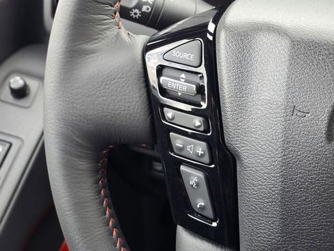 Used 2025 Nissan Frontier PRO-4X w/ Pro Premium Package image 31