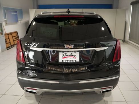 Used 2021 Cadillac XT5 Premium Luxury image 8