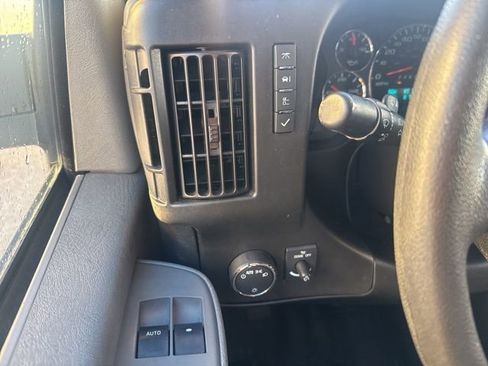 Certified 2020 Chevrolet Express 2500 Work Van image 18