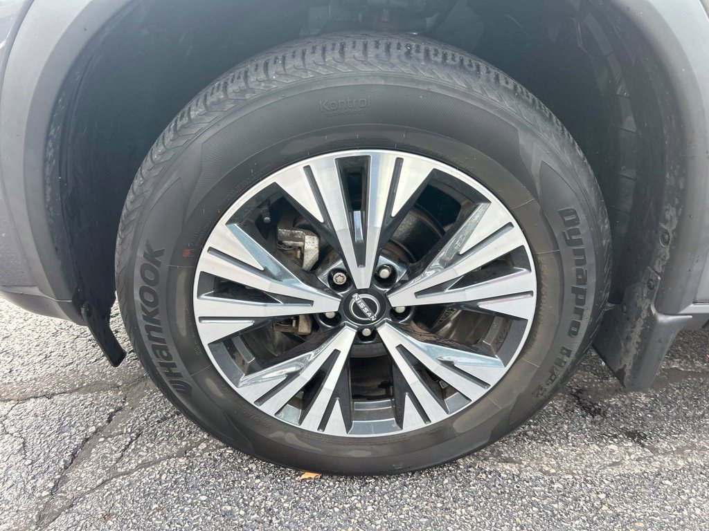 Used 2023 Nissan Rogue SV AWD/4WD image 10