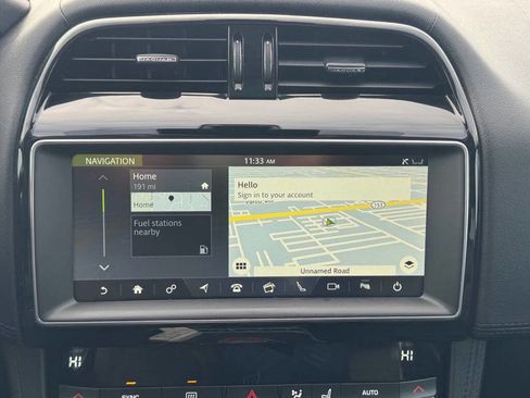 Used 2020 Jaguar F-PACE Prestige image 11