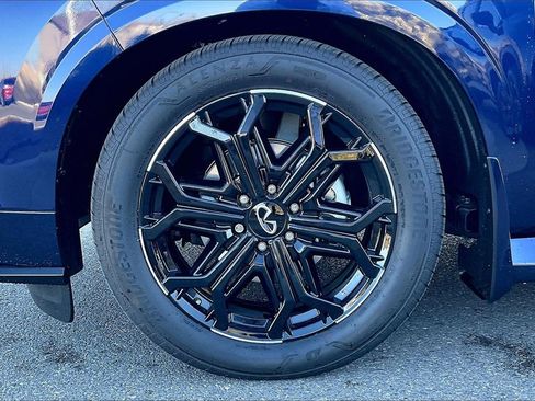 New 2026 INFINITI QX80 SPORT w/ Sport Exterior Package image 13